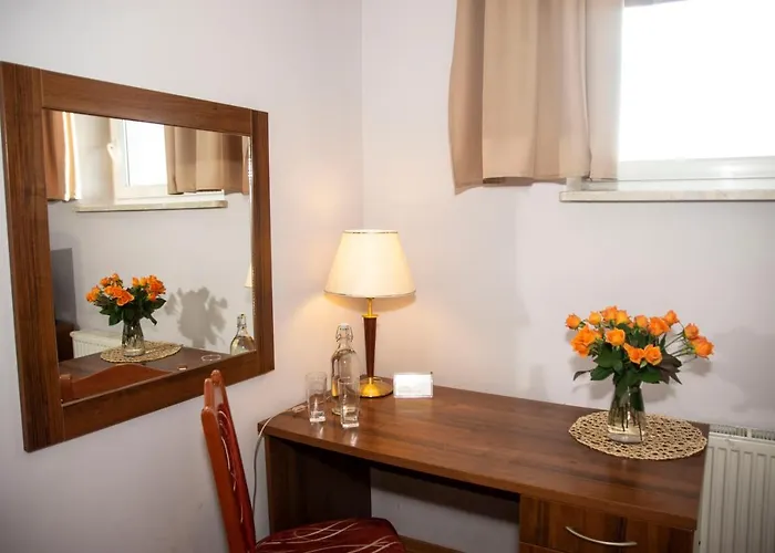Weranda Rooms
